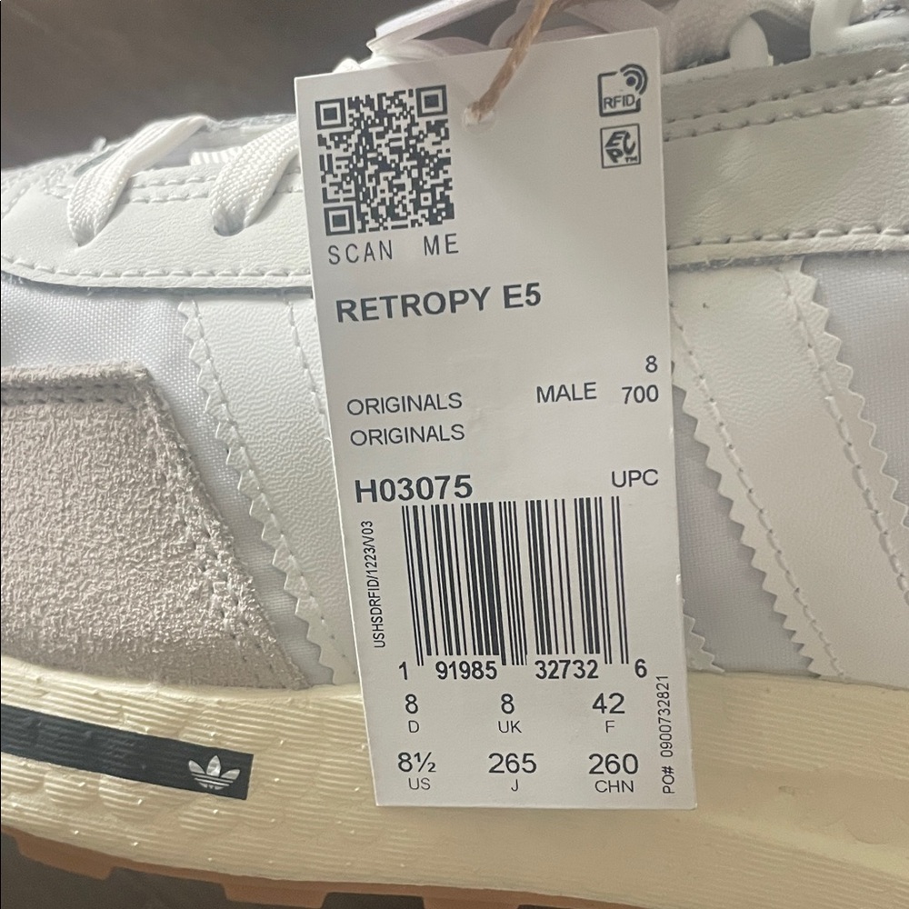 Adidas White Retropy E 5 Tennis Shoes. Mens Size 10 - Picture 2 of 5